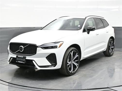 2022 Volvo XC60 B5 AWD R-Design