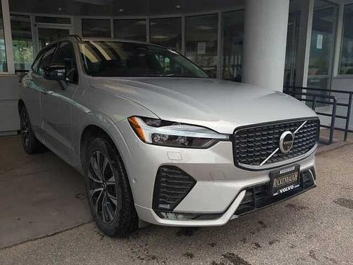 Silver Dawn 2025 Volvo XC60 Plus