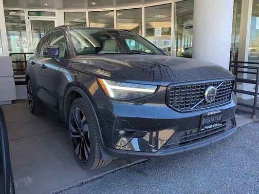 2025 Volvo XC40 Ultra
