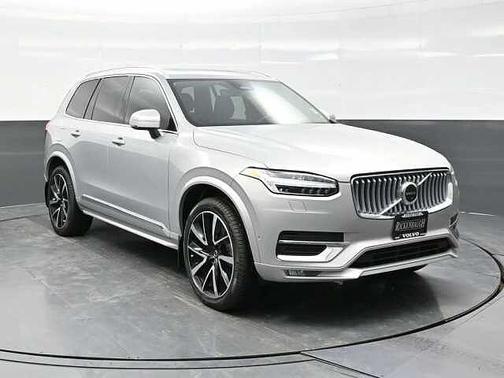 Silver Dawn 2023 Volvo XC90 Plus