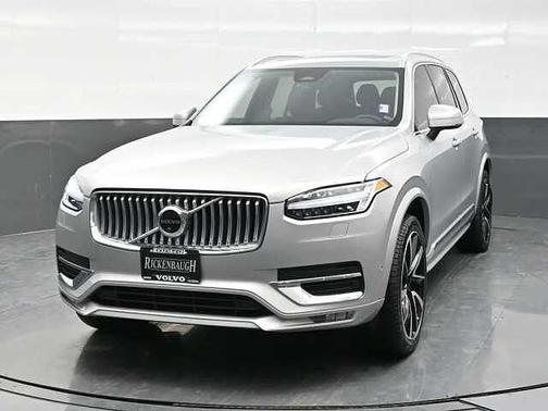 Silver Dawn 2023 Volvo XC90 Plus