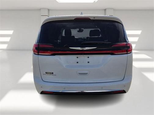 2021 Chrysler Pacifica Touring-L