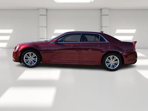 2018 Chrysler 300 Touring