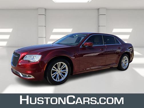 2018 Chrysler 300 Touring
