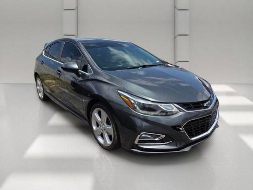 Gray 2017 Chevrolet Cruze LT
