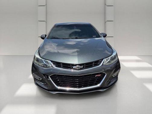 Gray 2017 Chevrolet Cruze LT