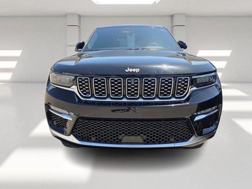 Black 2024 Jeep Grand Cherokee Summit