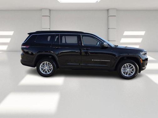 2026 Jeep Grand Cherokee L Laredo 4x4