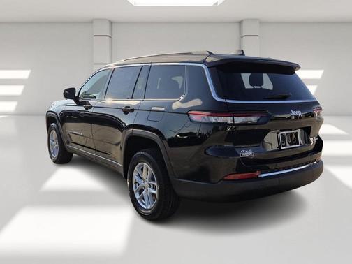 2026 Jeep Grand Cherokee L Laredo 4x4