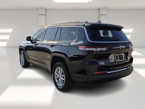 2026 Jeep Grand Cherokee L Laredo 4x4