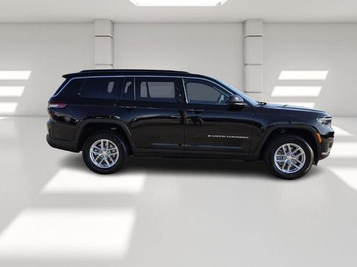2026 Jeep Grand Cherokee L Laredo 4x4