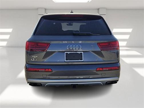 2019 Audi Q7 55 Prestige