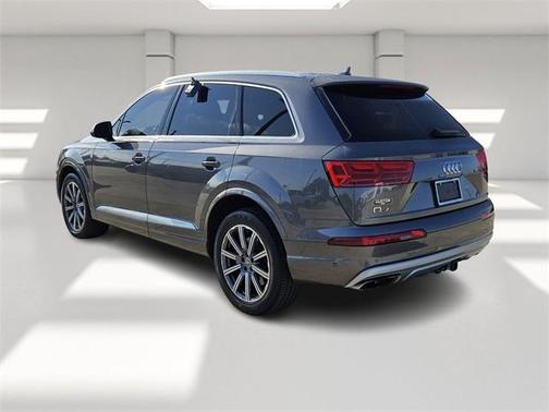 2019 Audi Q7 55 Prestige