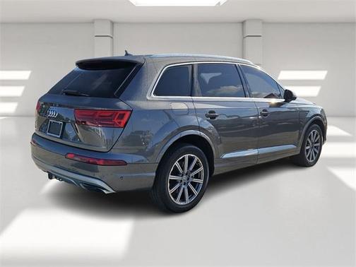 2019 Audi Q7 55 Prestige