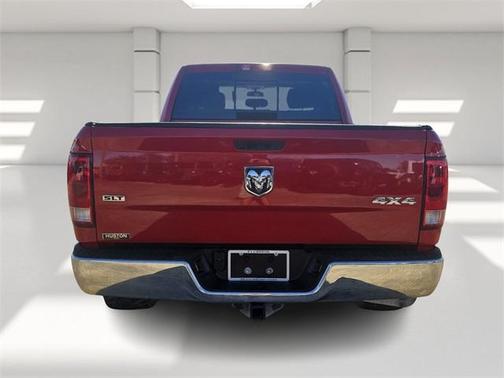 2020 RAM 1500 Classic SLT