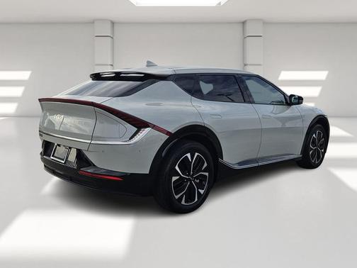 2024 Kia EV6 Wind