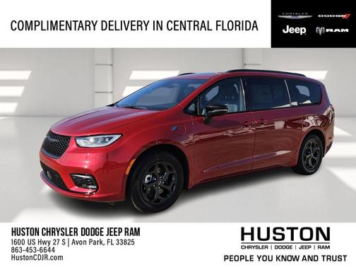 2025 Chrysler Pacifica Hybrid Select