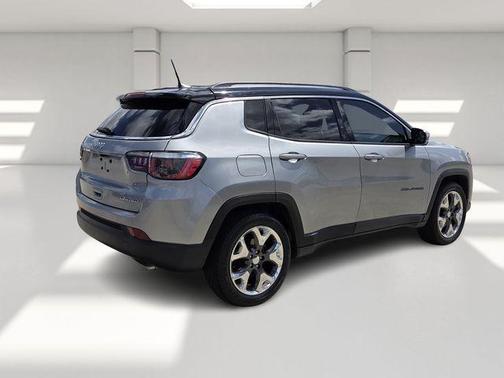 Silver 2019 Jeep Compass Limited