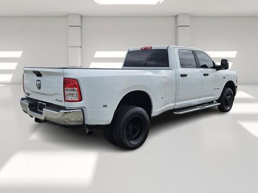 2023 RAM 3500 Big Horn