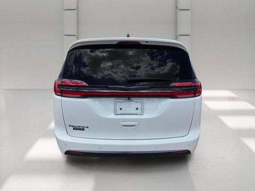 White 2026 Chrysler Pacifica Select FWD