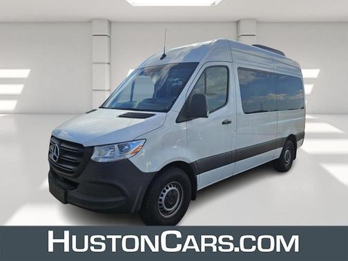 2024 Mercedes-Benz Sprinter 2500 144 WB Standard Roof Passenger