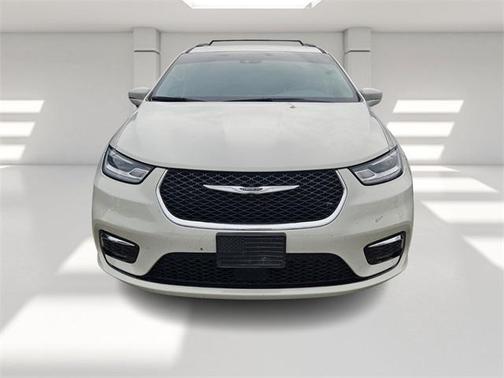 2021 Chrysler Pacifica Touring