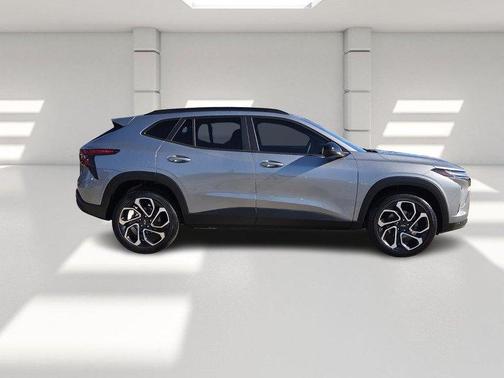 Gray 2026 Chevrolet Trax 2RS