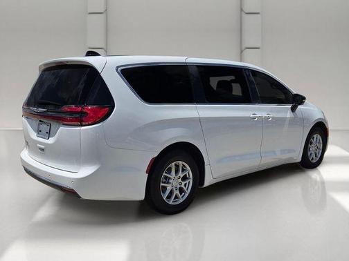 White 2026 Chrysler Pacifica Select FWD