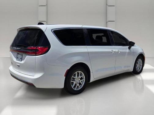 White 2026 Chrysler Pacifica Select FWD