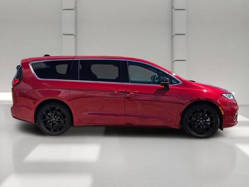 Red 2025 Chrysler Pacifica Select