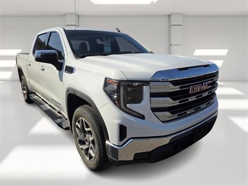 2023 GMC Sierra 1500 SLE