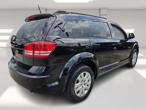 Black 2020 Dodge Journey SE Value