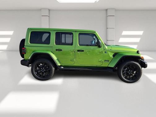 2025 Jeep Wrangler 4xe Sahara