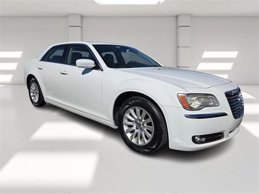 2014 Chrysler 300 Base