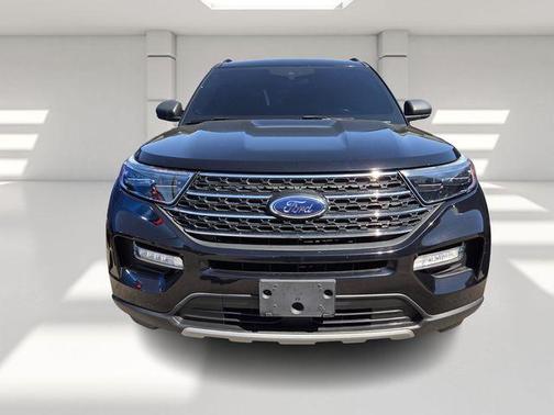 Black 2020 Ford Explorer XLT