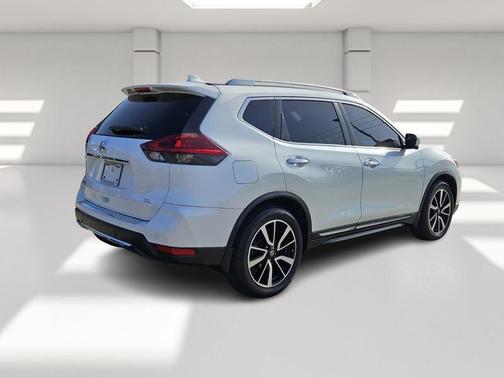 2020 Nissan Rogue SL