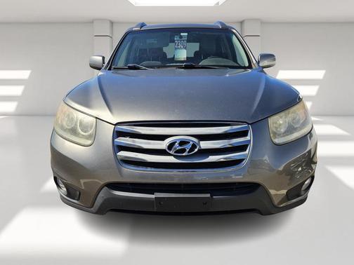 2012 Hyundai SANTA FE SE