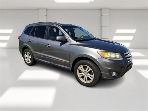 2012 Hyundai SANTA FE SE