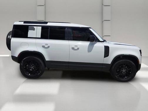 Fuji White 2025 Land Rover Defender P300