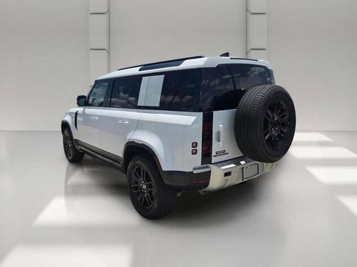 Fuji White 2025 Land Rover Defender P300