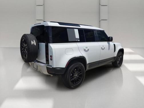 Fuji White 2025 Land Rover Defender P300