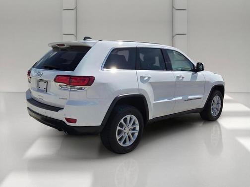 White 2022 Jeep Grand Cherokee WK Laredo