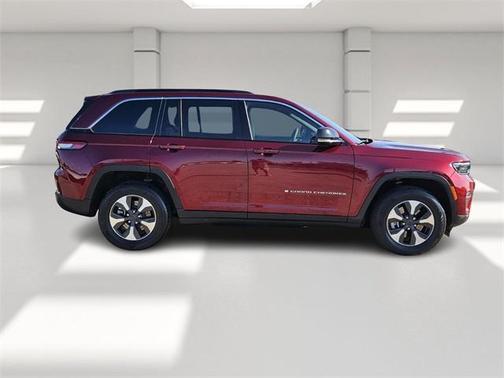2024 Jeep Grand Cherokee 4xe Base