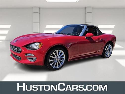 2017 FIAT 124 Spider Lusso