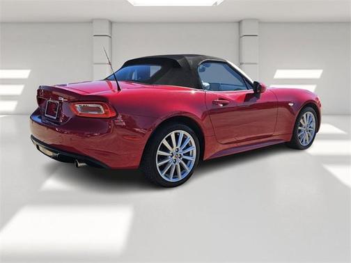 2017 FIAT 124 Spider Lusso