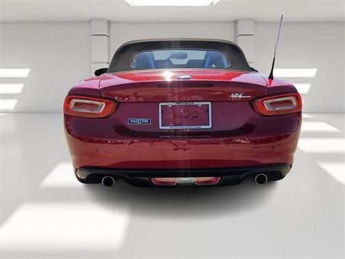 2017 FIAT 124 Spider Lusso