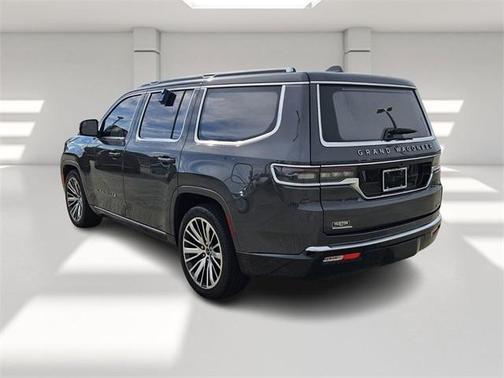 2023 Jeep Grand Wagoneer Series III