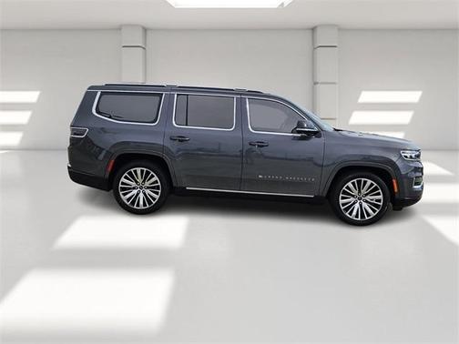 2023 Jeep Grand Wagoneer Series III