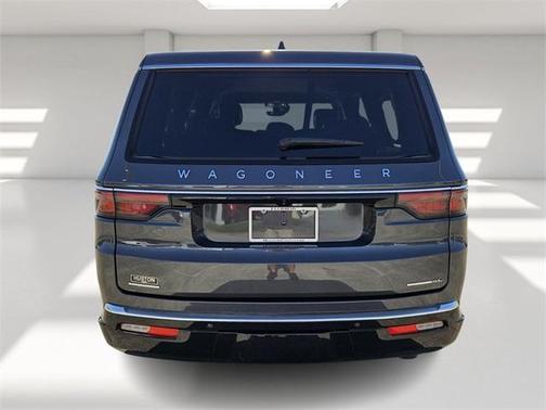 2023 Jeep Wagoneer L Series II