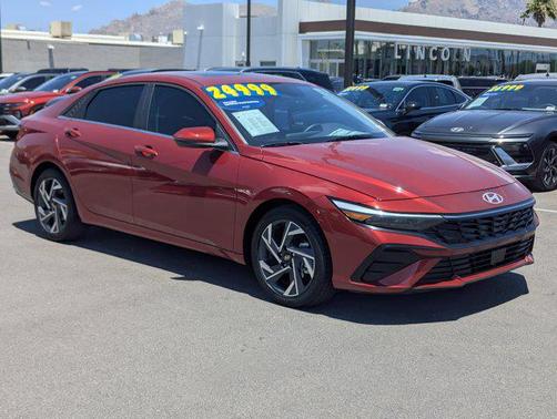 Ultimate Red 2025 Hyundai ELANTRA Limited